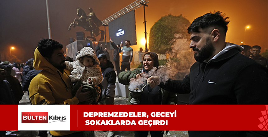 Türkiye’de 6 Şubat depremlerinin yıl dönümü… Depremzedeler, geceyi sokaklarda geçirdi